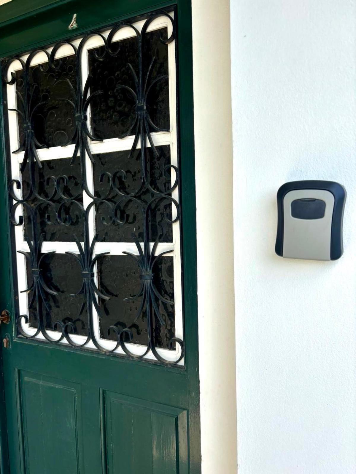 Actru'S Homes Roda  Luaran gambar